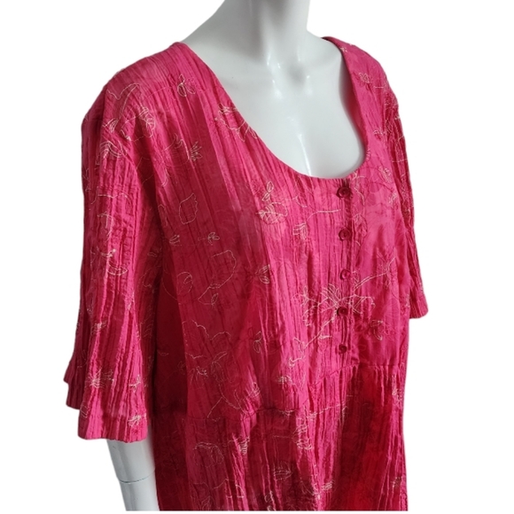 Penningtons pink tunic with flowers embroidery, plus size, size 28 - Picture 4 of 10